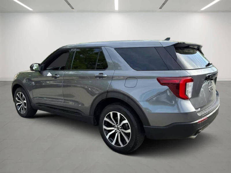 2022 Ford Explorer ST-Line