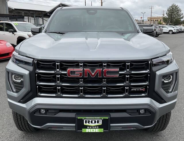 2025 GMC Canyon AT4