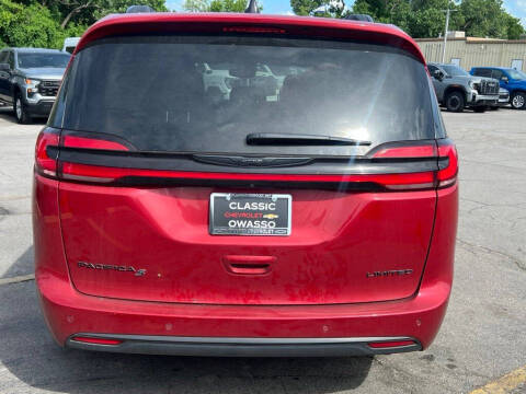 2025 Chrysler Pacifica Limited