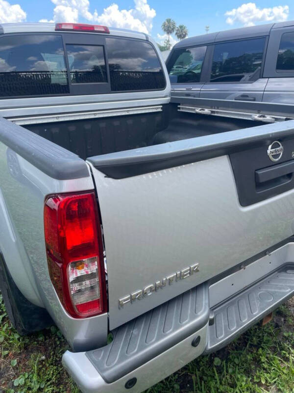 2020 Nissan Frontier SV