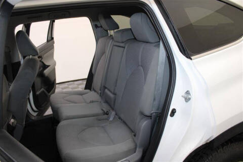 2022 Toyota Highlander L