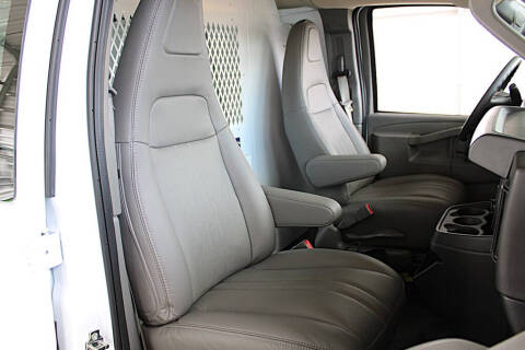 2024 Chevrolet Express 2500