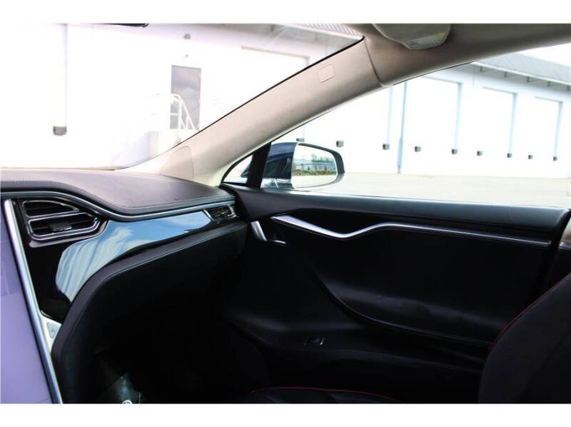 2012 Tesla Model S