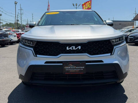 2022 Kia Sorento LX