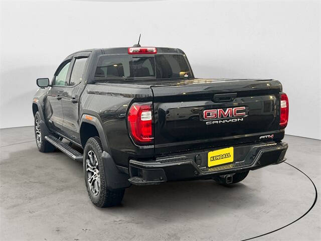 2024 GMC Canyon AT4