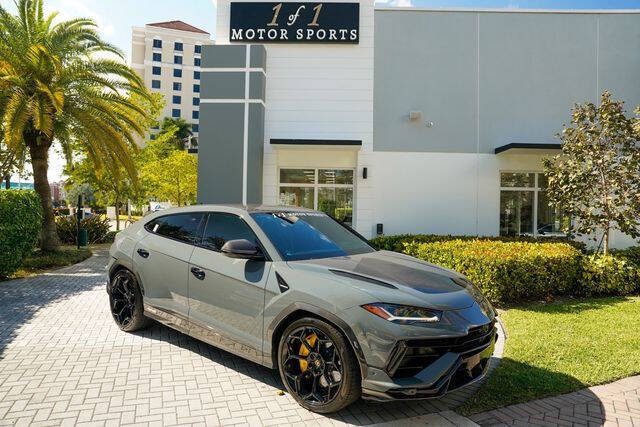 2023 Lamborghini Urus Performante