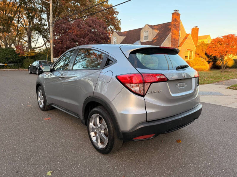 2017 Honda HR-V LX
