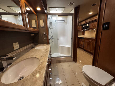 2018 Tiffin Allegro RED