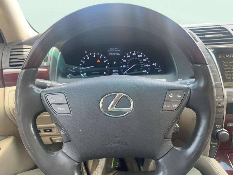 2007 Lexus LS 460
