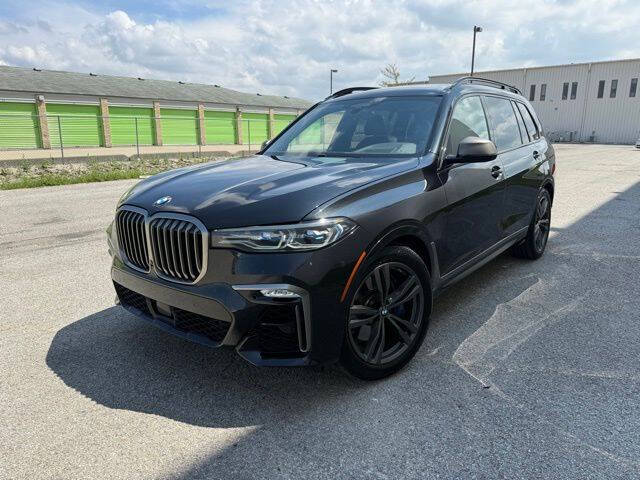 2020 BMW X7 M50i's photo