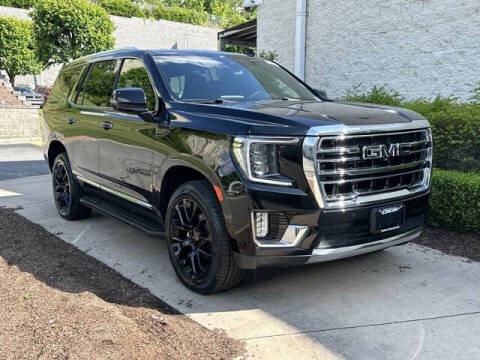 2023 GMC Yukon SLT