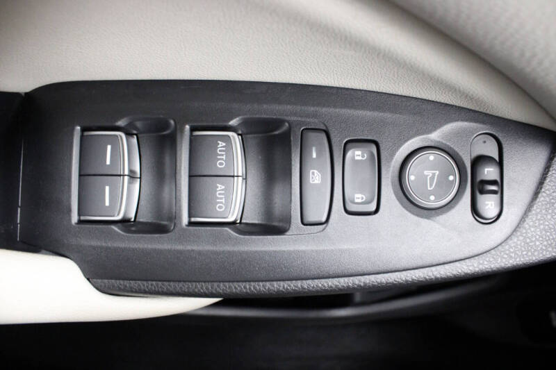 2021 Honda Accord Hybrid EX