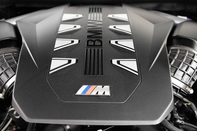 2023 BMW X7 63