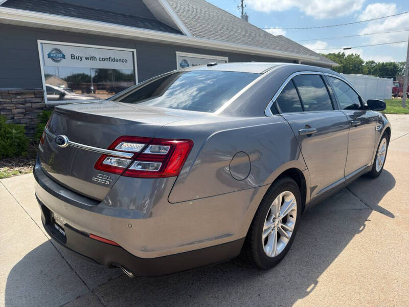 2013 Ford Taurus SEL