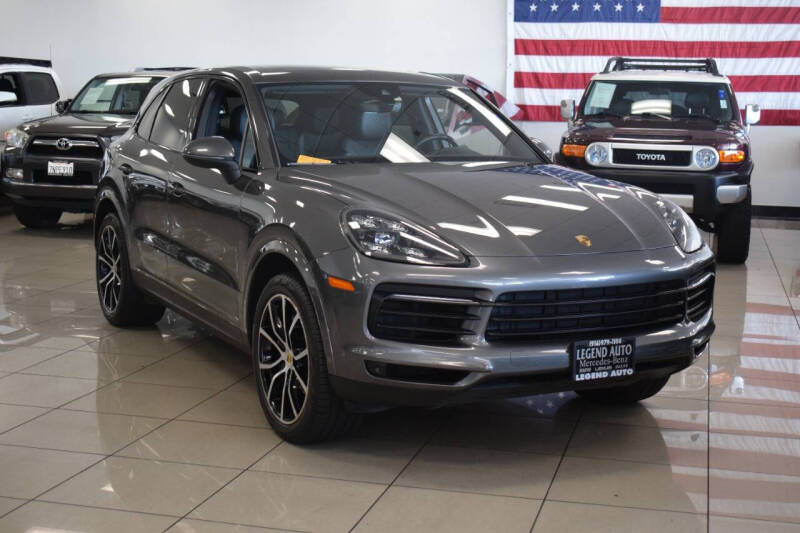 2019 Porsche Cayenne Base's photo