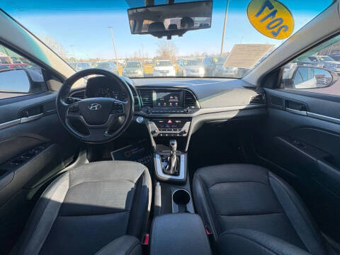 2017 Hyundai Elantra