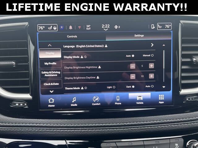 2026 Chrysler Pacifica Select