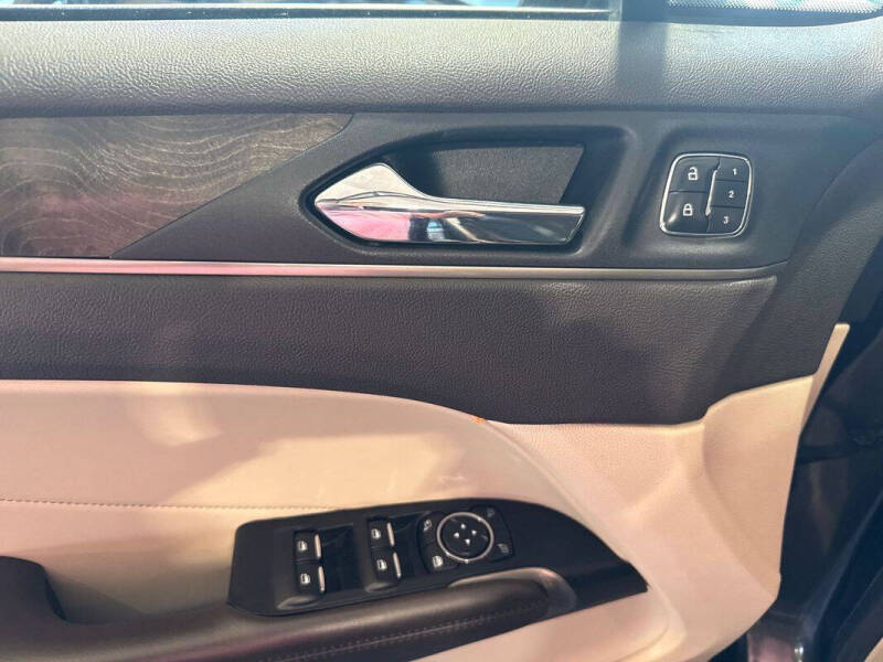2017 Lincoln MKC Reserve