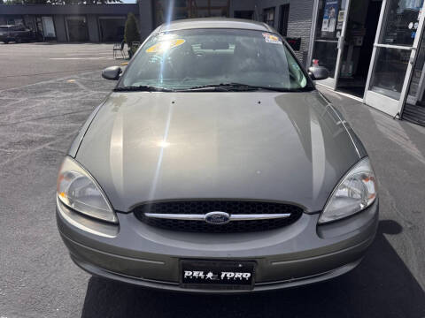 2001 Ford Taurus SE