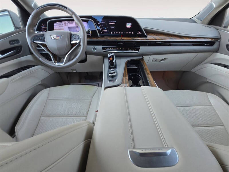 2024 Cadillac Escalade Premium Luxury Platinum