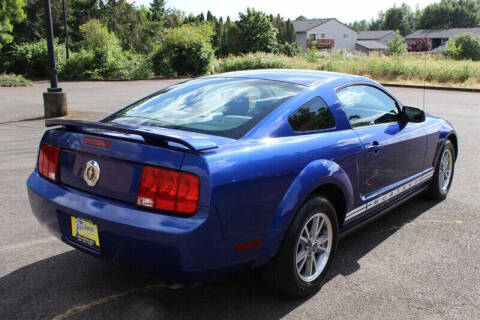 2005 Ford Mustang V6 Deluxe