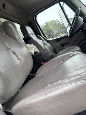 2019 Freightliner M2 112