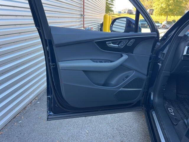 2025 Audi Q7 quattro Premium Plus 45 TFSI