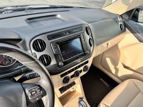 2017 Volkswagen Tiguan 2.0T Wolfsburg Edition 4Motion