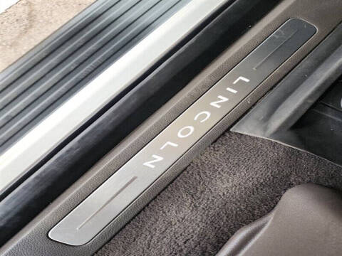 2023 Lincoln Navigator Standard