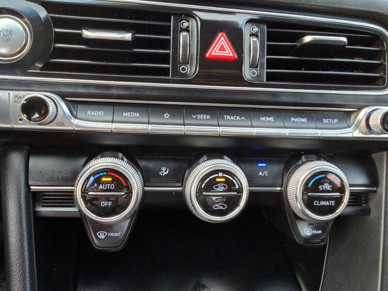 2020 Genesis G70 2.0T