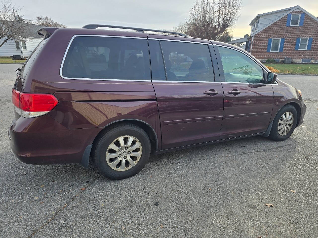 2009 Honda Odyssey for sale at QUEENSGATE AUTO SALES in York, PA