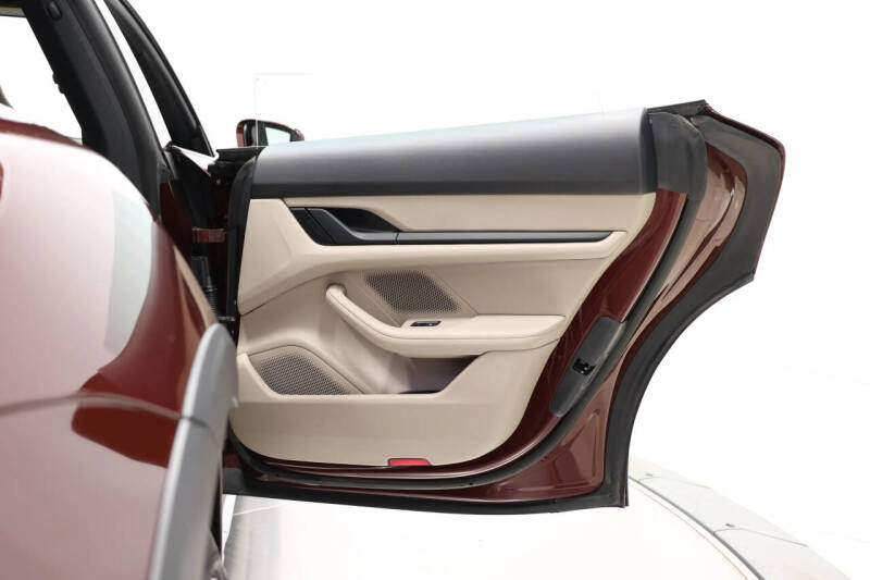 2022 Porsche Taycan 4 Cross Turismo