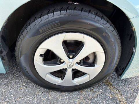 2013 Toyota Prius Three
