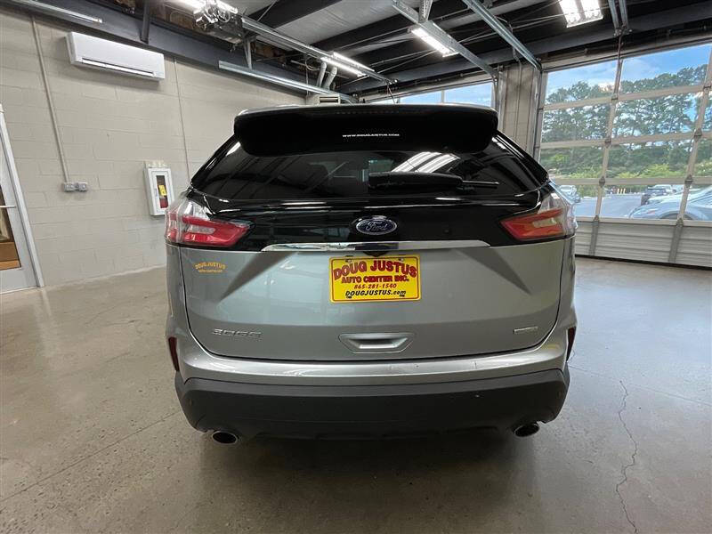 2020 Ford Edge SE