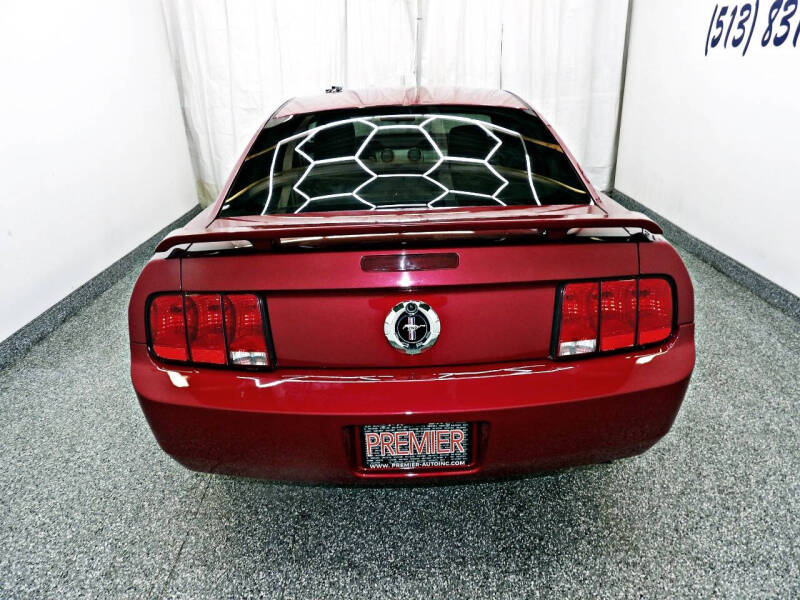 2006 Ford Mustang V6 Standard