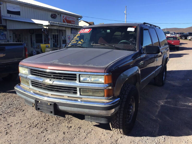 1996 Chevrolet Suburban's photo