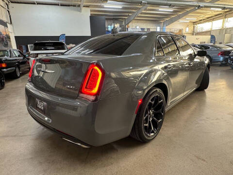 2019 Chrysler 300 S