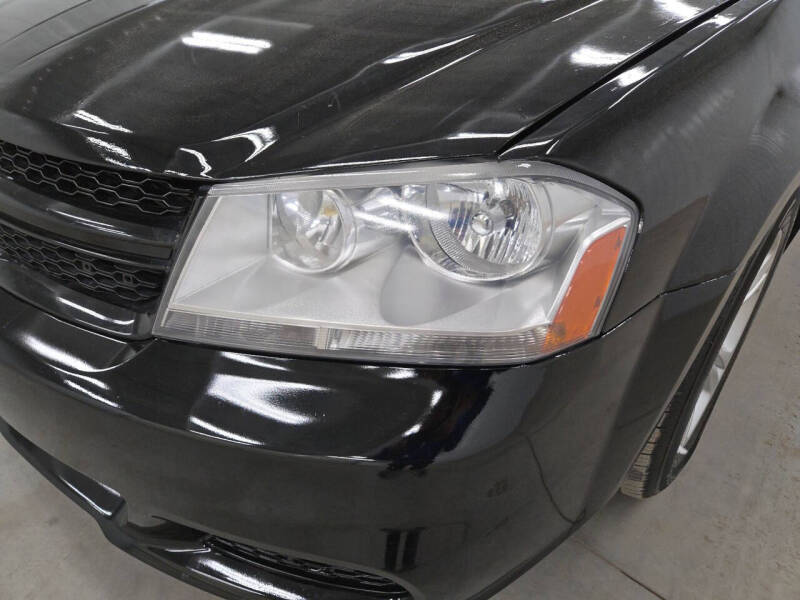 2012 Dodge Avenger SE V6