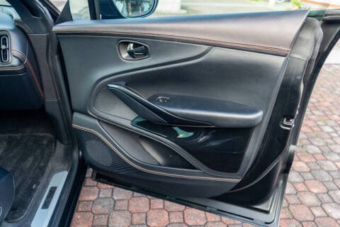 2022 Aston Martin DBX