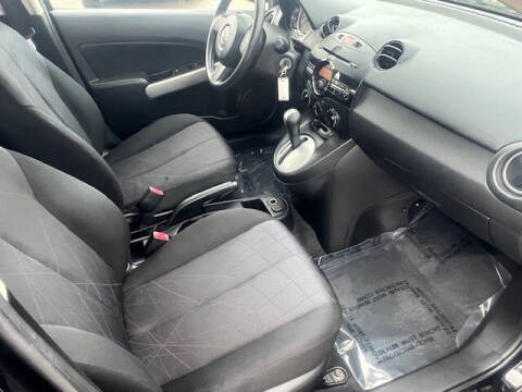 2013 Mazda MAZDA2 Sport