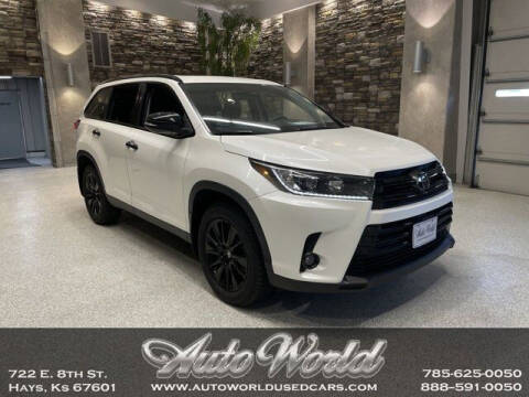 2019 Toyota Highlander for sale at Auto World Used Cars in Hays KS
