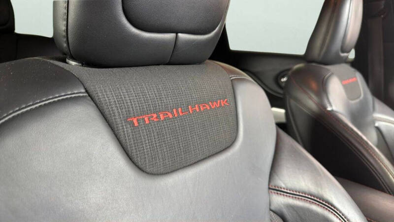 2017 Jeep Cherokee Trailhawk