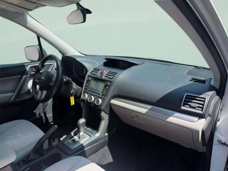 2017 Subaru Forester 2.5i