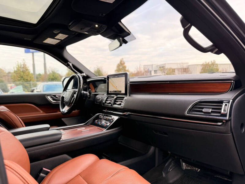 2019 Lincoln Navigator L Reserve