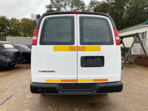 2017 Chevrolet Express 2500