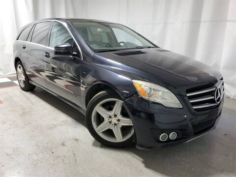 2011 Mercedes-Benz R-Class for sale at Tradewind Car Co in Muskegon MI