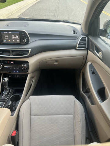 2020 Hyundai Tucson SE