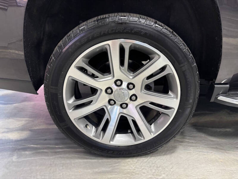 2016 Cadillac Escalade Luxury Collection