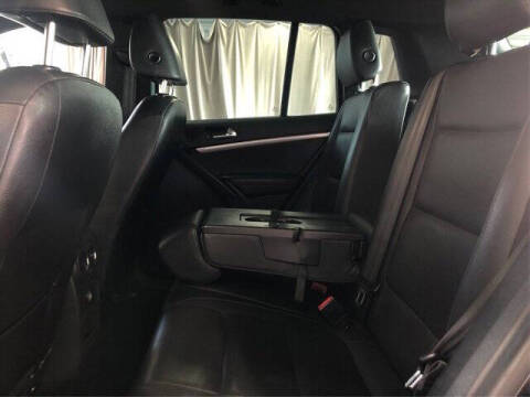 2016 Volkswagen Tiguan 2.0T R-Line