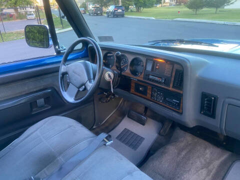 1992 Dodge RAM 150 LE